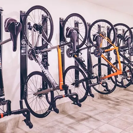 On Americas بلايا ذي لاس أميريكاس